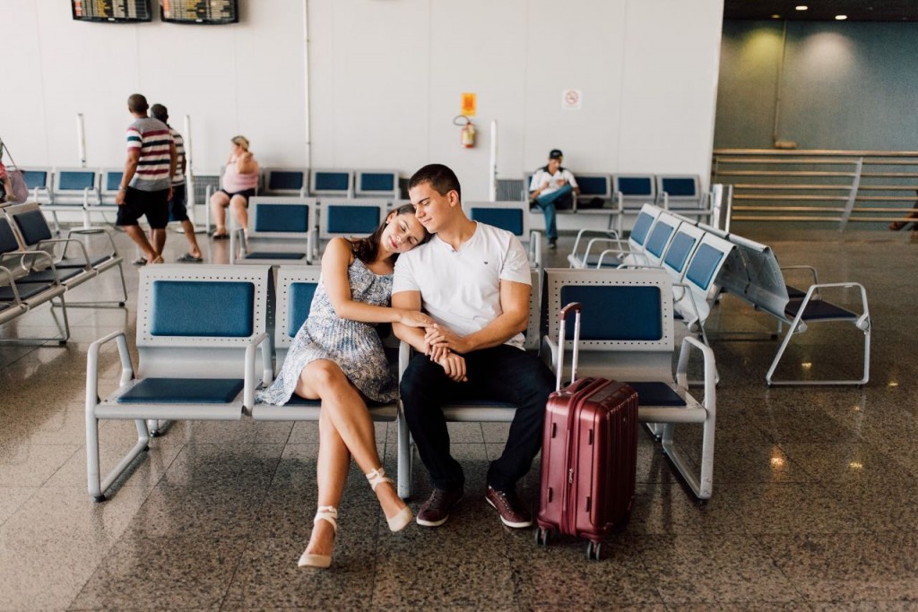 Ensaio pre-wedding no aeroporto de Fortaleza e em casa
